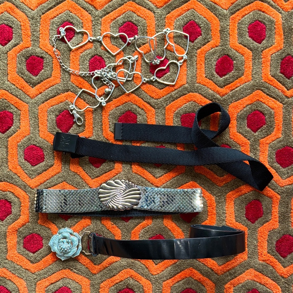 MAKE OFFER! Lot of 4 Belts Mudd Women’s Belt Set in Black & Silver Zoo York